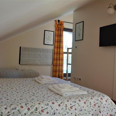 B&B Betulla Dell'Etna นีโกโลซี ห้อง รูปภาพ