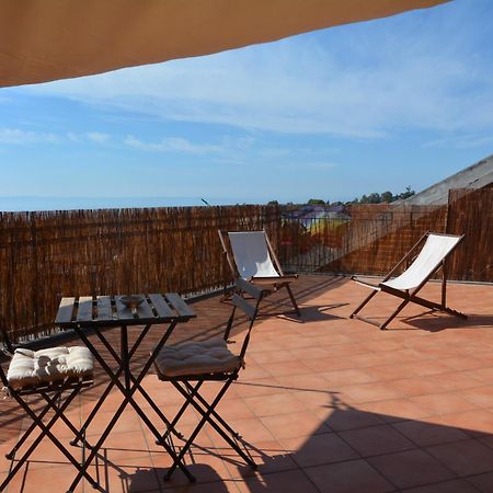 B&B Betulla Dell'Etna นีโกโลซี ภายนอก รูปภาพ