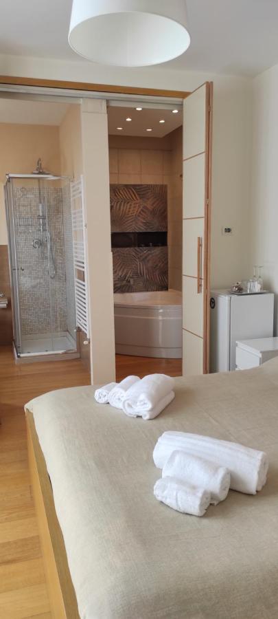 B&B Betulla Dell'Etna นีโกโลซี ภายนอก รูปภาพ